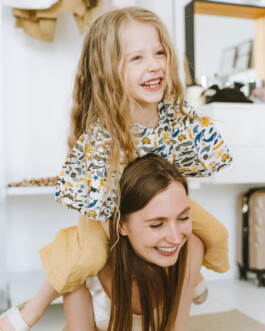 Dentelle Berlin – Ihre Zahnarztpraxis für Groß & Klein